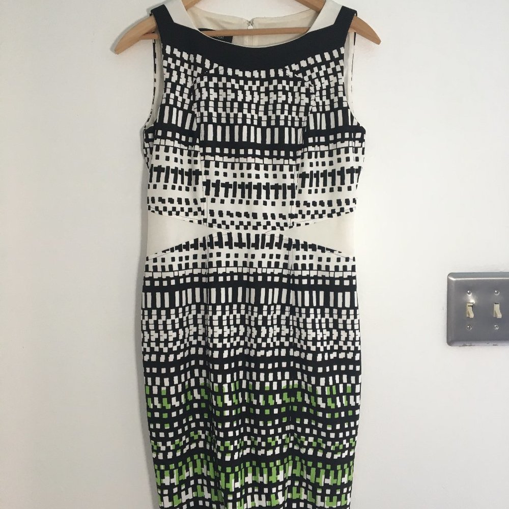 Nine West sleeveless dress, print in black and bright (apple) green, size 2